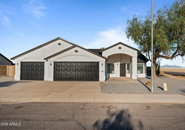 1st image of 14 N Kimberly Dr, Casa Grande, AZ 85122 | MLS# 7060239