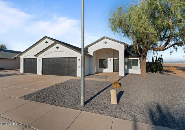 Photo 3 of Single family home for sale at 14 N Kimberly Dr, Casa Grande, AZ 85122 | MLS# 7060239 | Listing updated on 2026-09-18
