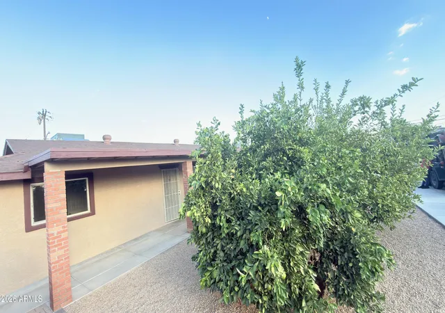 Photo 2 of Single family home for sale at 11427 N 112th Drive, Youngtown, AZ 85363 | MLS# 7060175 | Listing updated on 2026-09-29
