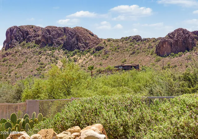 Photo 2 of Single family home for sale at 4334 S Strong Box Rd, Gold Canyon, AZ 85118 | MLS# 7063341 | Listing updated on 2026-09-13