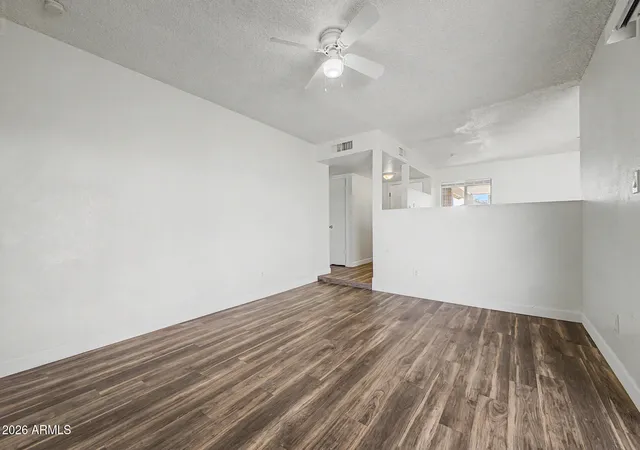4th image of 4447 N 77Th Dr, Phoenix, AZ 85033 | MLS# 7061106