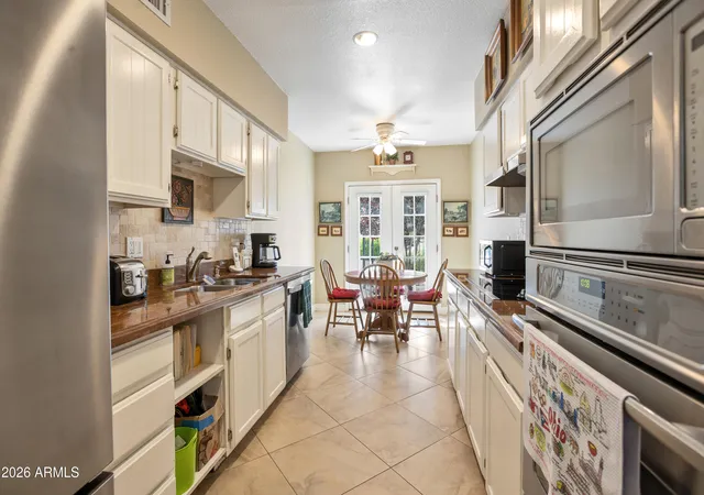 Photo 4 of Single family home for sale at 110 W Tam Oshanter Dr, Phoenix, AZ 85023 | MLS# 7060857 | Listing updated on 2026-10-19