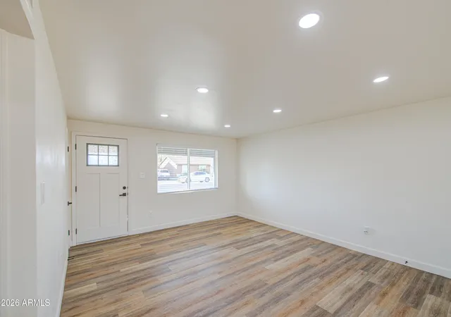 2nd image of 6649 W Cambridge Ave, Phoenix, AZ 85035 | MLS# 7060985