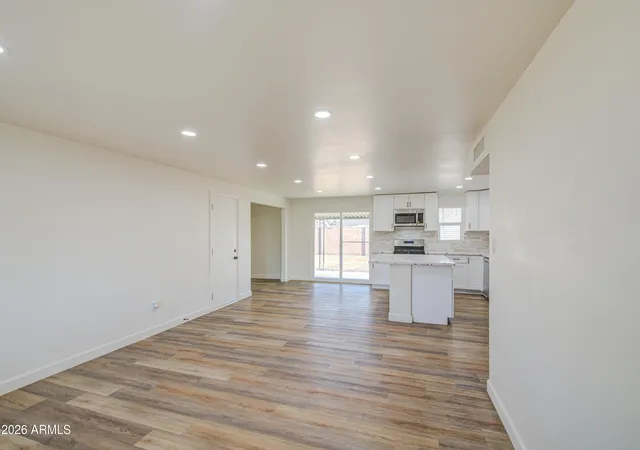 3rd image of 6649 W Cambridge Ave, Phoenix, AZ 85035 | MLS# 7060985