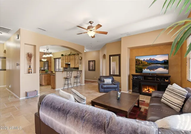 4th image of 4821 E Kirkland Rd, Phoenix, AZ 85054 | MLS# 7060830