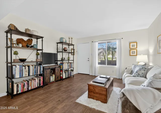 Photo 2 of Townhouse for sale at 5995 N 78th Street #1024, Scottsdale, AZ 85250 | MLS# 7060789 | Listing updated on 2026-09-16