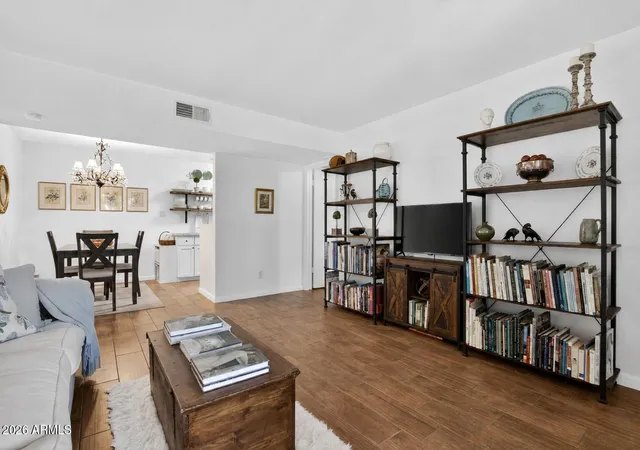 Photo 3 of Townhouse for sale at 5995 N 78th Street #1024, Scottsdale, AZ 85250 | MLS# 7060789 | Listing updated on 2026-09-16