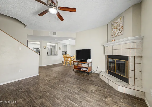 Photo 3 of Townhouse for sale at 4709 W Eva St, Glendale, AZ 85302 | MLS# 7060642 | Listing updated on 2026-09-12