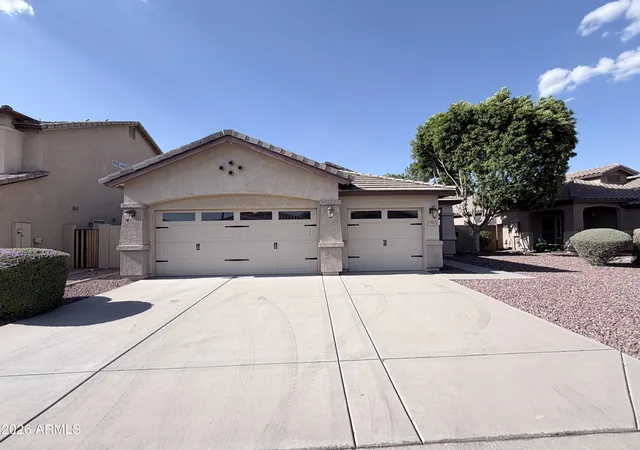Photo 3 of Single family home for sale at 8360 W Pontiac Dr, Peoria, AZ 85382 | MLS# 7063192 | Listing updated on 2026-08-11