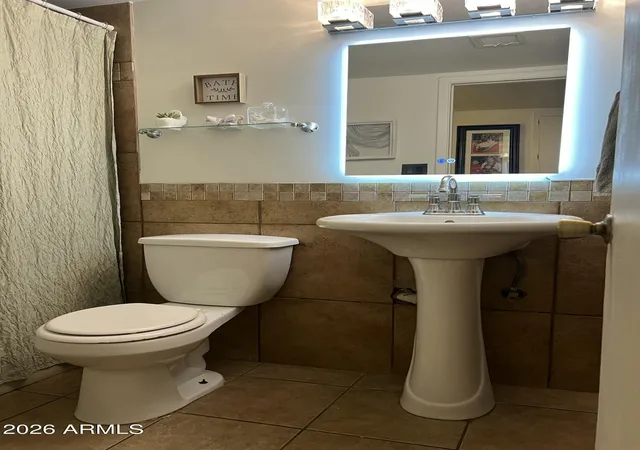 10th image of 5212 N 42nd Ln, Phoenix, AZ 85019 | MLS# 7060341