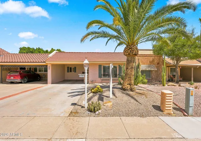 Photo 2 of Townhouse for sale at 5027 N 77th Pl, Scottsdale, AZ 85250 | MLS# 7070161 | Listing updated on 2026-09-17