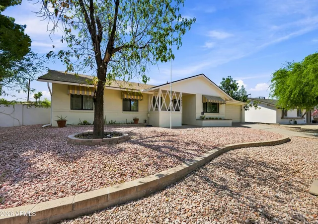 Photo 2 of Single family home for sale at 3827 E Mercer Ln, Phoenix, AZ 85028 | MLS# 7064378 | Listing updated on 2026-09-06