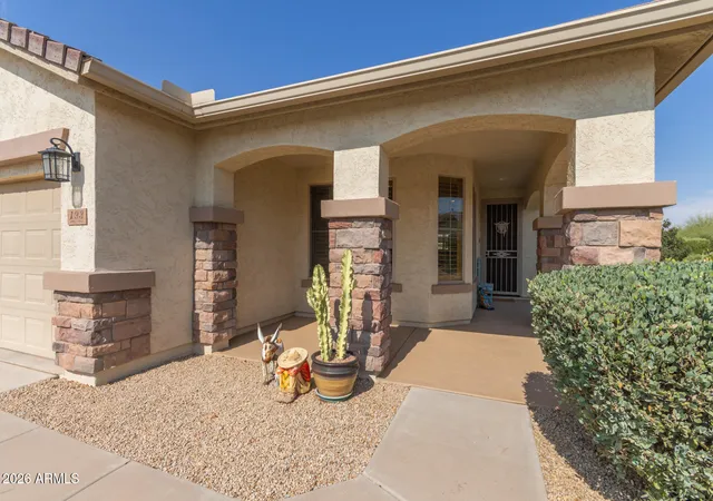 Photo 2 of Single family home for sale at 193 W Latigo Cir, San Tan Valley, AZ 85143 | MLS# 7064700 | Listing updated on 2026-09-22