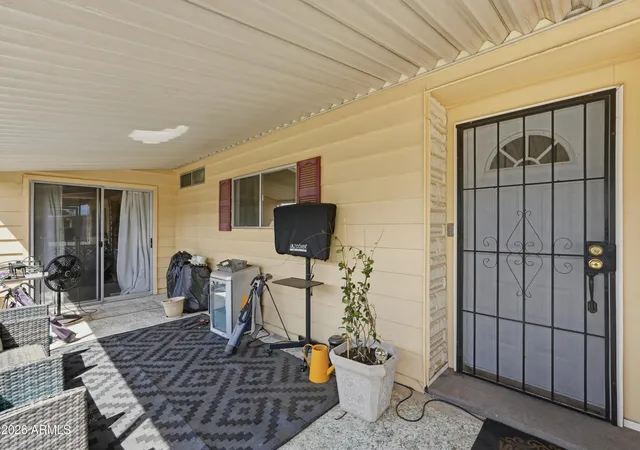 Photo 3 of Manufactured home for sale at 120 N Val Vista Dr #267, Mesa, AZ 85213 | MLS# 7061096 | Listing updated on 2026-09-11