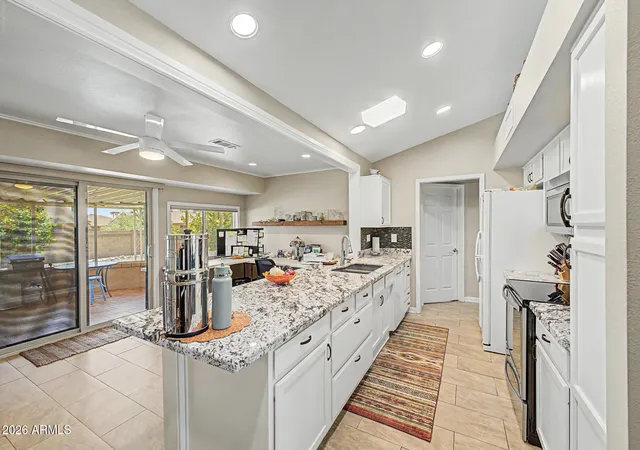 4th image of 13909 W Springdale Dr, Sun City West, AZ 85375 | MLS# 7060873