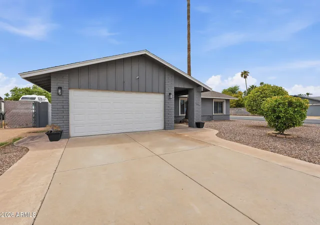 2nd image of 5257 W Acapulco Ln, Glendale, AZ 85306 | MLS# 7062374