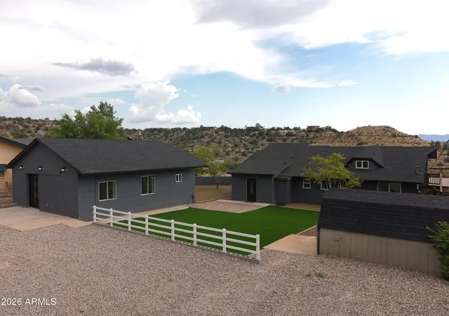 3rd image of 4455 E Navajo Ln, Rimrock, AZ 86335 | MLS# 7065710