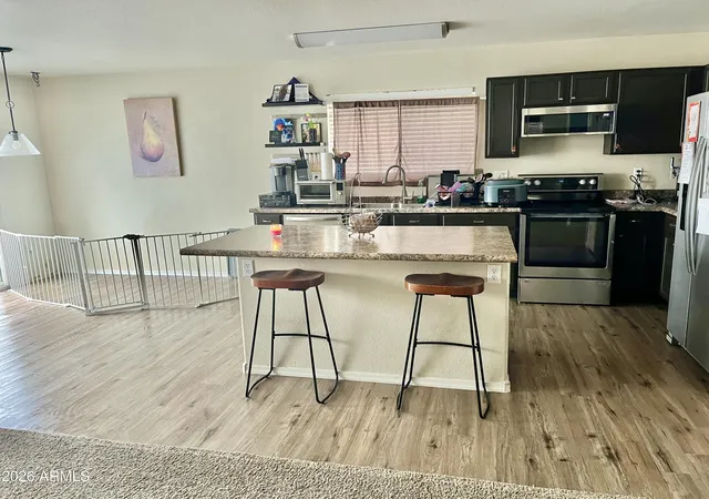 Photo 2 of Single family home for sale at 631 W Silver Reef Ct, Casa Grande, AZ 85122 | MLS# 7060530 | Listing updated on 2026-09-30