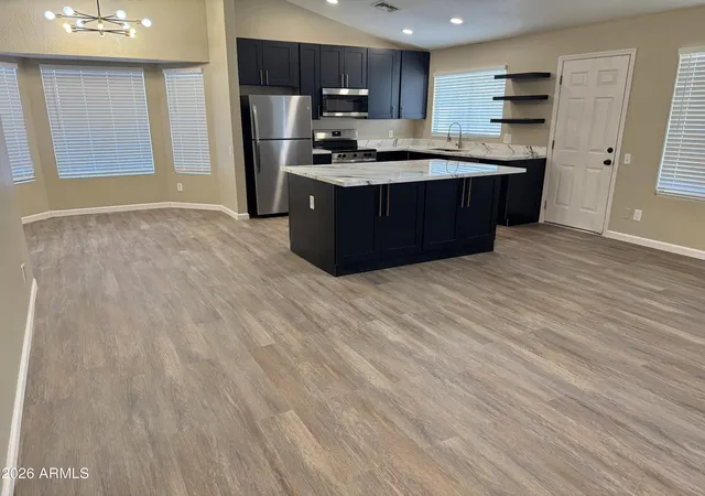 2nd image of 7925 W Dreyfus Dr, Peoria, AZ 85381 | MLS# 7061090