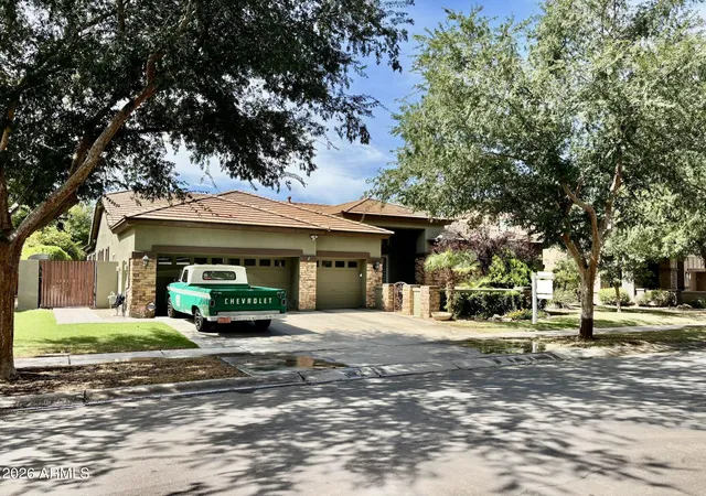 4th image of 2925 E Marlene Dr, Gilbert, AZ 85296 | MLS# 7060656