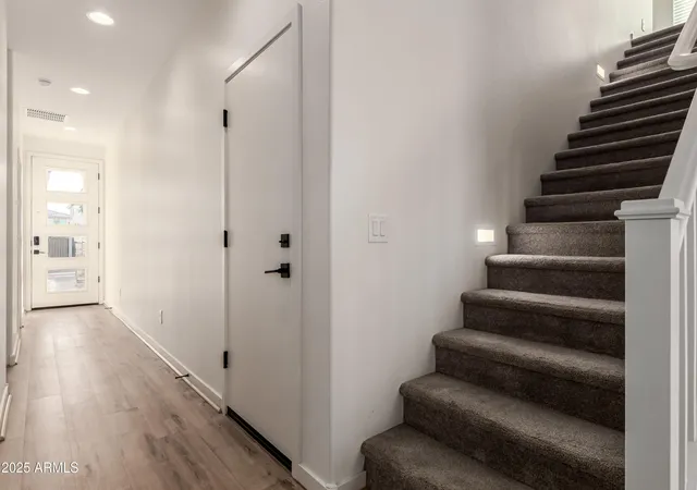 4th image of 48 E Bates St, Mesa, AZ 85201 | MLS# 7060571