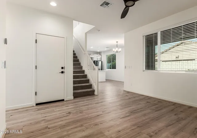 5th image of 48 E Bates St, Mesa, AZ 85201 | MLS# 7060571