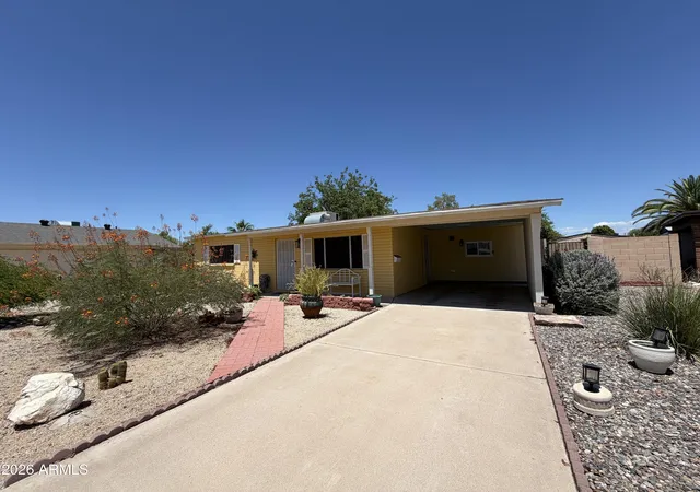 Photo 2 of Single family home for sale at 2354 E Betty Elyse Ln, Phoenix, AZ 85022 | MLS# 7060997 | Listing updated on 2026-09-19