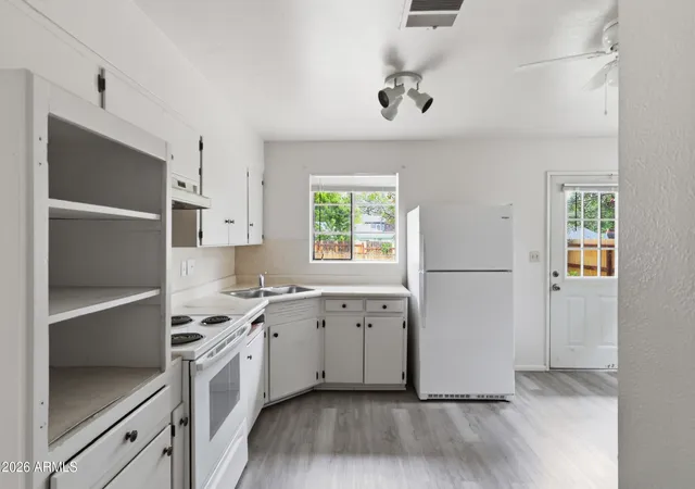 Photo 4 of Single family home for sale at 2830 N Schevene Blvd, Flagstaff, AZ 86004 | MLS# 7060591 | Listing updated on 2026-09-02