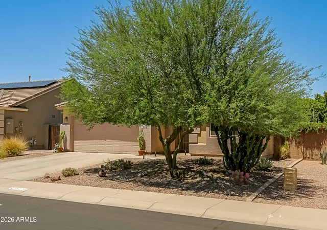 Photo 3 of Single family home for sale at 15276 W Laurel Ln, Surprise, AZ 85379 | MLS# 7060658 | Listing updated on 2026-09-09