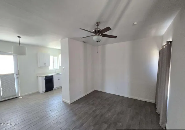13th image of 203 W Mission Ln, Phoenix, AZ 85021 | MLS# 7060647