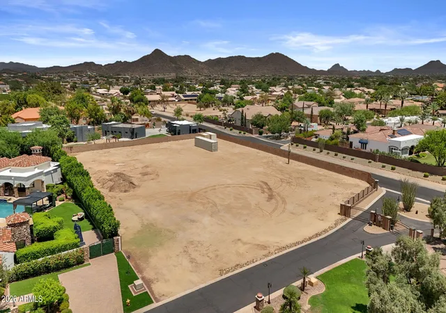 Photo 1 of Land for sale at 0 W Electra Ln, Peoria, AZ 85383 | MLS# 7061872 | Listing updated on 2026-08-27