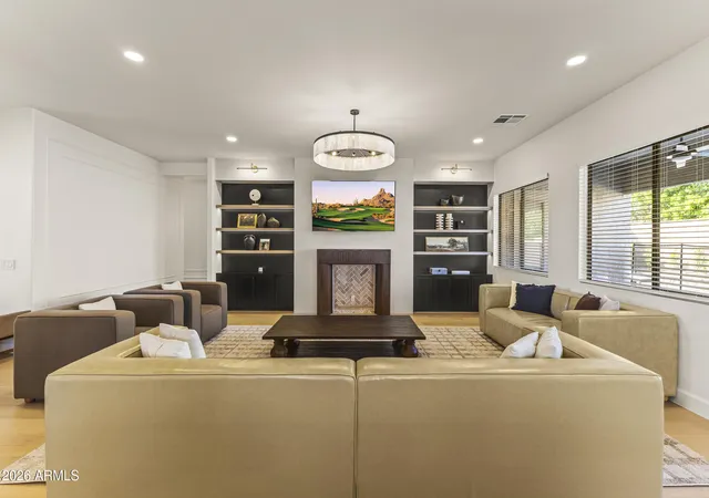 3rd image of 9418 W Salter Dr, Peoria, AZ 85382 | MLS# 7060683