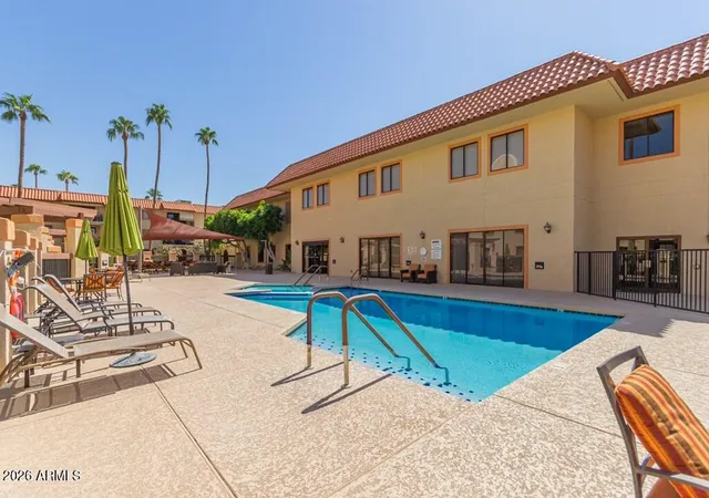 2nd image of 10330 W Thunderbird Blvd, Sun City, AZ 85351