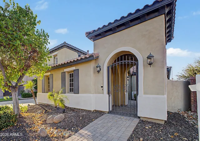 Photo 3 of Single family home for sale at 2318 E Aster Dr, Chandler, AZ 85286 | MLS# 7061304 | Listing updated on 2026-09-17