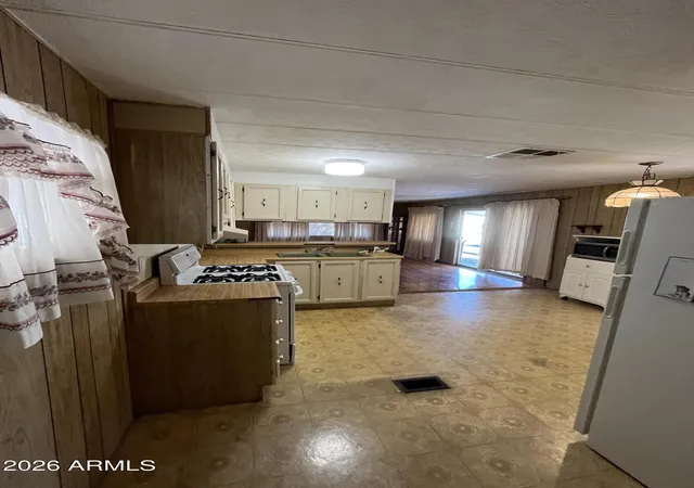 Photo 4 of Manufactured home for sale at 303 S Recker Rd #144, Mesa, AZ 85206 | MLS# 7060722 | Listing updated on 2026-08-11