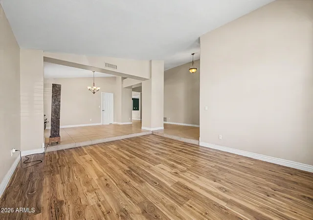 3rd image of 5721 W Mariposa Grande Ln, Glendale, AZ 85310 | MLS# 7061725