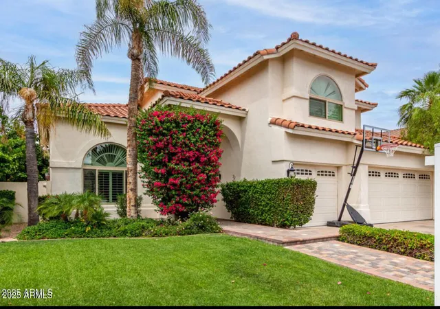 Photo 3 of Single family home for sale at 2026 E Cortez Dr, Gilbert, AZ 85234 | MLS# 7062059 | Listing updated on 2026-09-17