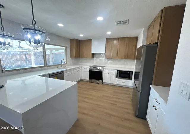 Photo 1 of Single family home for sale at 10820 N 36th Street, Phoenix, AZ 85028 | MLS# 7098708 | Listing updated on 2026-10-27