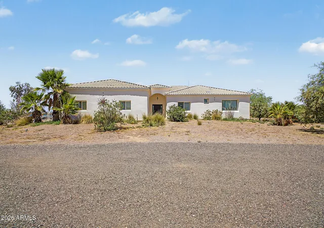Photo 2 of Single family home for sale at 8716 N Thunderbird Rd, Maricopa, AZ 85139 | MLS# 7061930 | Listing updated on 2026-10-01