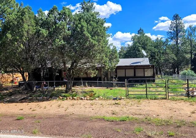 1st image of 2863 Pine Rim Rd, Overgaard, AZ 85933 | MLS# 7062398