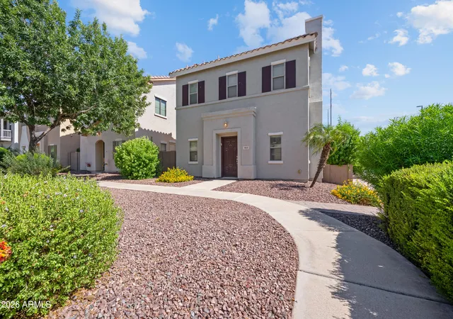 Photo 1 of Single family home for sale at 453 N Citrus Ln, Gilbert, AZ 85234 | MLS# 7061813 | Listing updated on 2026-09-15