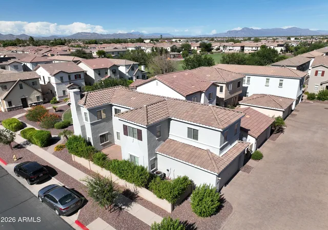 Photo 3 of Single family home for sale at 453 N Citrus Ln, Gilbert, AZ 85234 | MLS# 7061813 | Listing updated on 2026-09-15