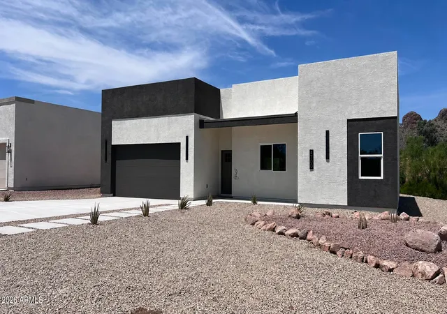 Photo 3 of Single family home for sale at 4700 S Estrella Rd, Gold Canyon, AZ 85118 | MLS# 7060971 | Listing updated on 2026-09-12