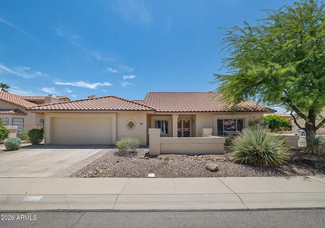 Photo 3 of Sale Pending at 2419 W Shawnee Dr, Chandler, AZ 85224 | MLS# 7063101 | Listing updated on 2026-09-18
