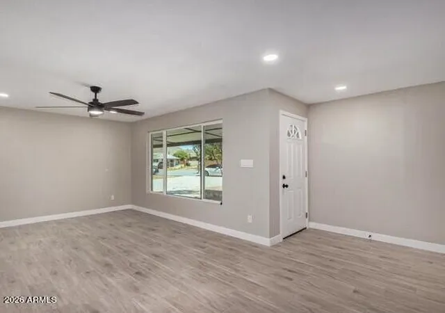 Photo 4 of Single family home for sale at 523 E Butler Dr, Phoenix, AZ 85020 | MLS# 7060942 | Listing updated on 2026-10-09
