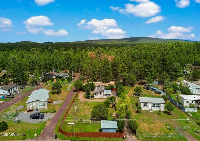 Photo 2 of Manufactured home for sale at 2583 Parkinson Rd, Lakeside, AZ 85929 | MLS# 7060958 | Listing updated on 2026-08-19