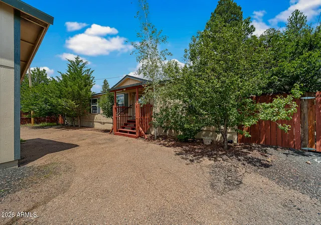 Photo 3 of Manufactured home for sale at 2583 Parkinson Rd, Lakeside, AZ 85929 | MLS# 7060958 | Listing updated on 2026-08-19