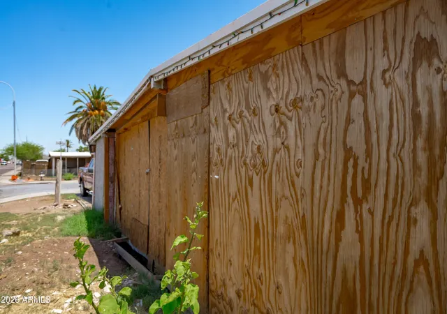 5th image of 1845 W Chipman Rd, Phoenix, AZ 85041 | MLS# 7061105