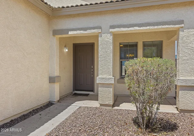 Photo 3 of Single family home for sale at 340 E Christopher St, San Tan Valley, AZ 85140 | MLS# 7063701 | Listing updated on 2026-10-22