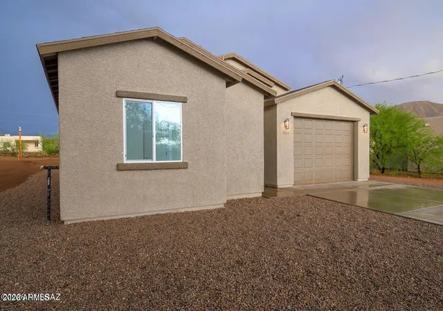 Photo 3 of Sale Pending at 1852 La Paz Ct, Rio Rico, AZ 85648 | MLS# 7061027 | Listing updated on 2026-09-01